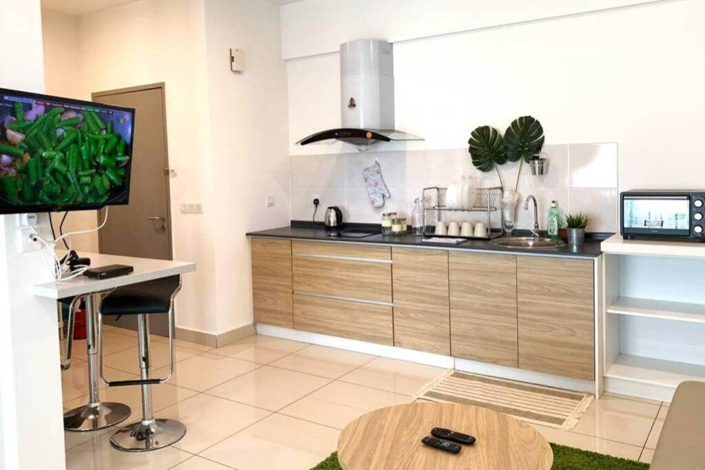 Zy Studio @ Evo Soho Bangi Astro Wifi Netflix Extérieur photo
